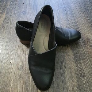 Women's Black Leather Shoes